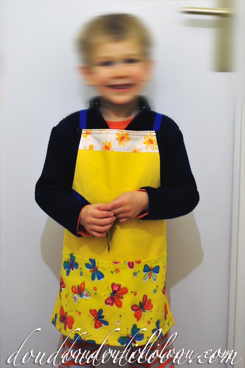 Tabliers yé yé yé … pour petits cuisiniers !