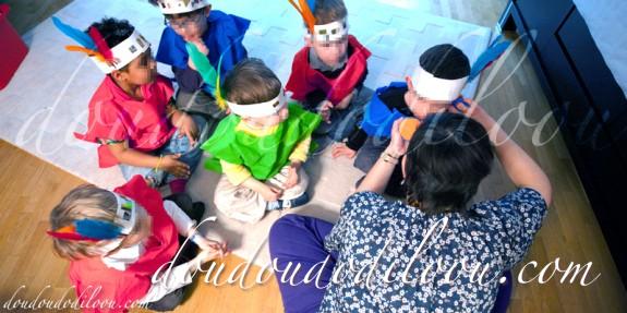 Carnets Coutures Ma Petite Garde-Robe Modèle P Tissu Liberty Mitsi doudoudodiloou les indiens dans le salon