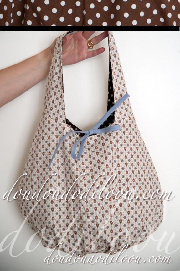 doudoudodiloou_sac_et_pochette_besace_reversible_toute_ronde-great-flower-designs