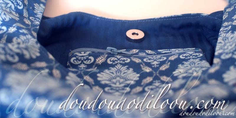 Une dernière besace bleue